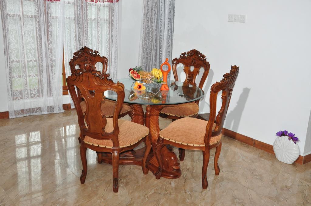 Guest House Basilea Beruwala Buitenkant foto