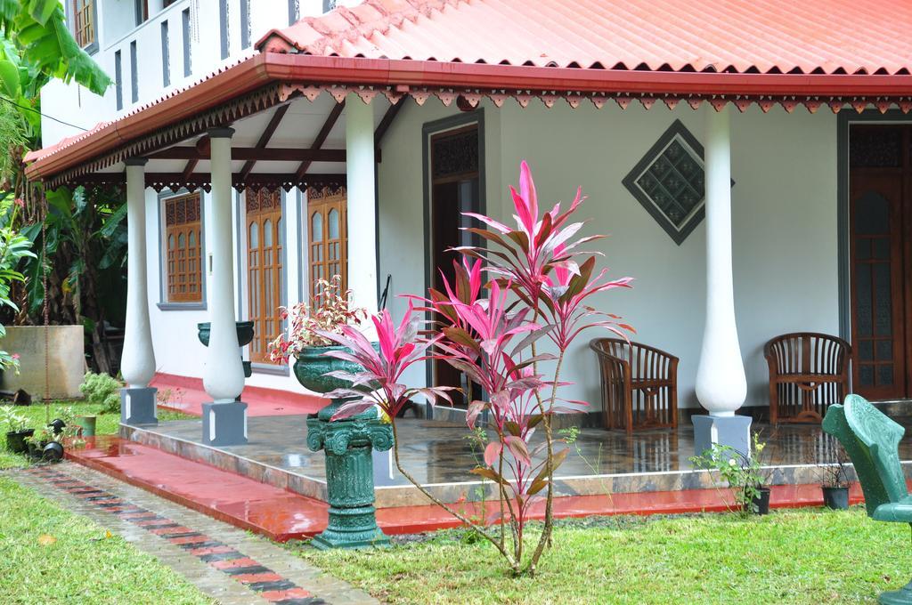 Guest House Basilea Beruwala Buitenkant foto