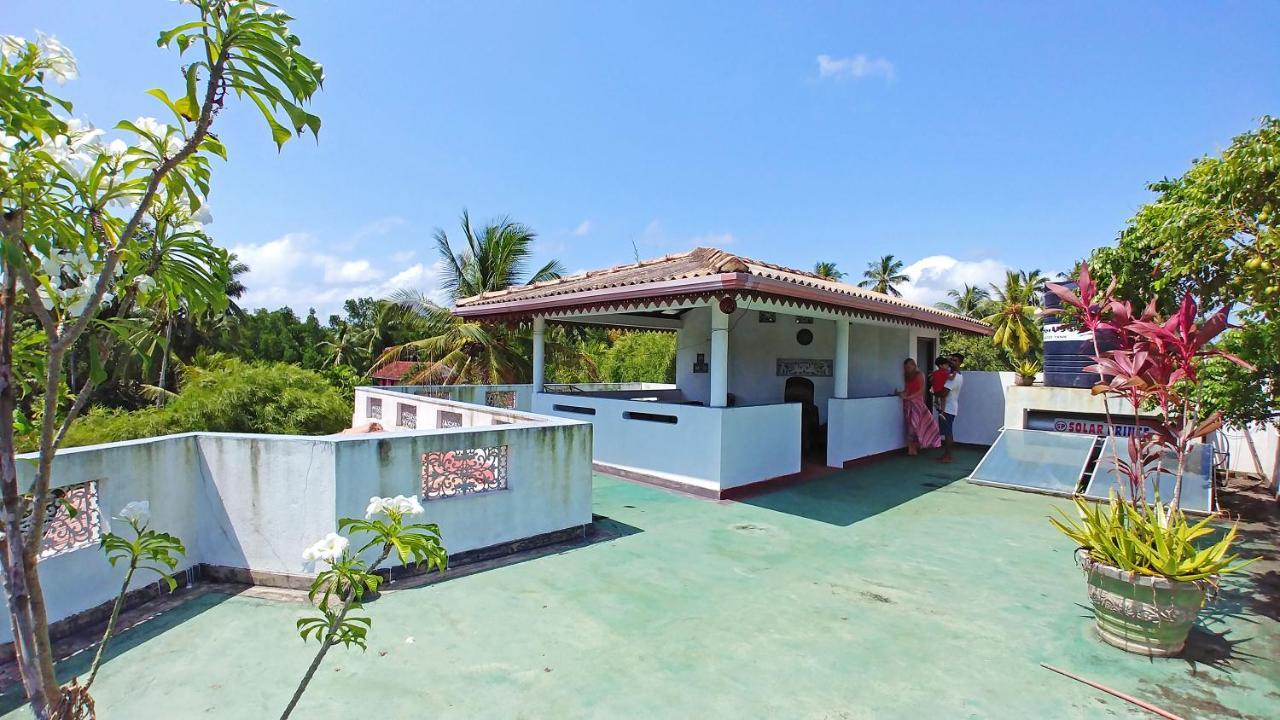 Guest House Basilea Beruwala Buitenkant foto