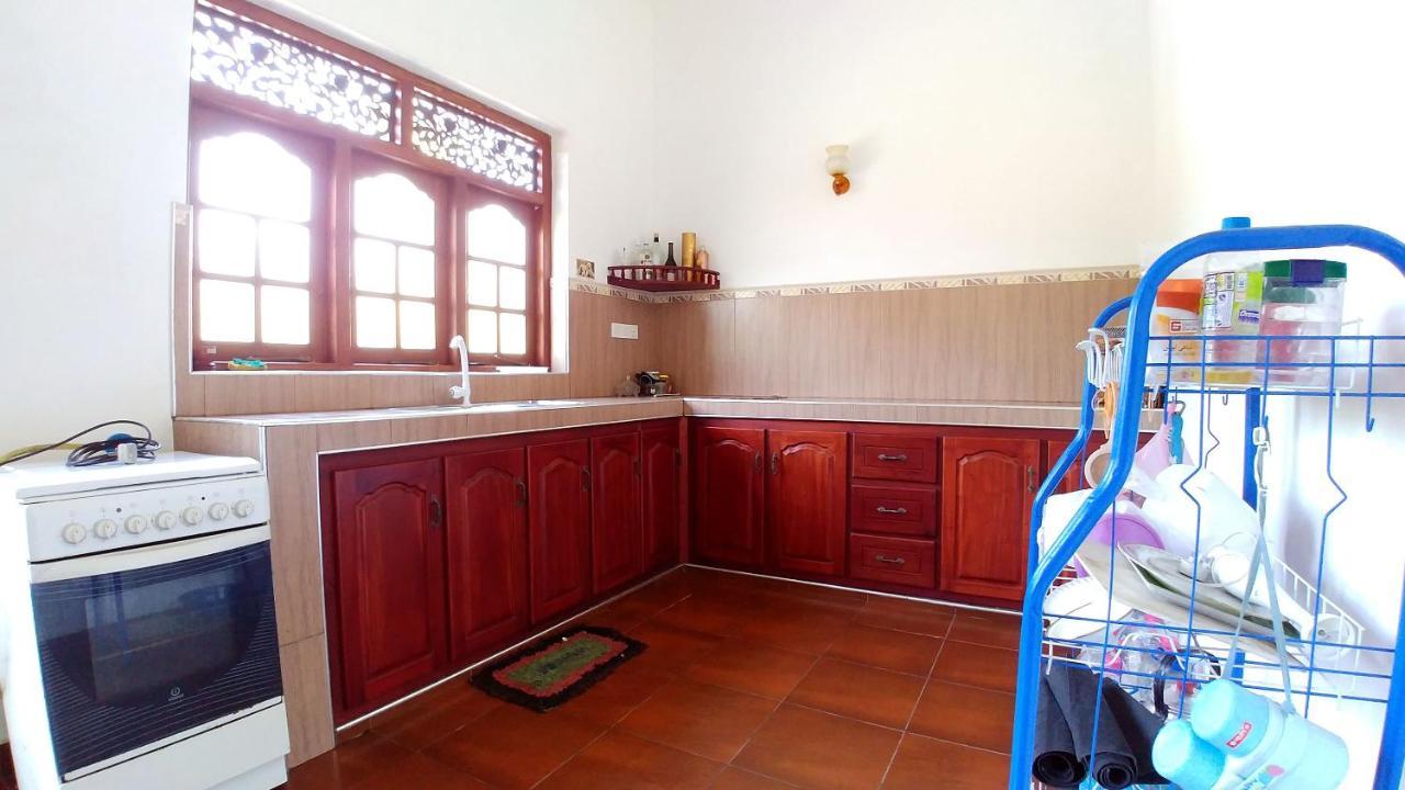 Guest House Basilea Beruwala Buitenkant foto