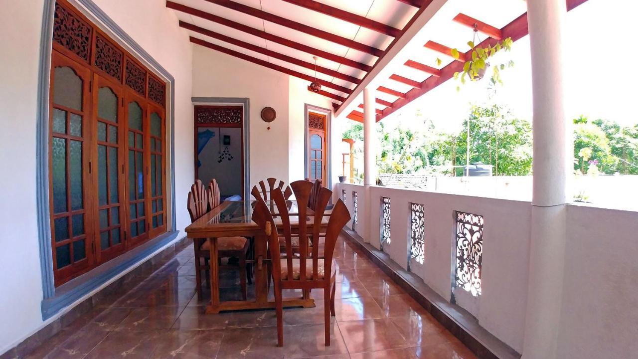 Guest House Basilea Beruwala Buitenkant foto