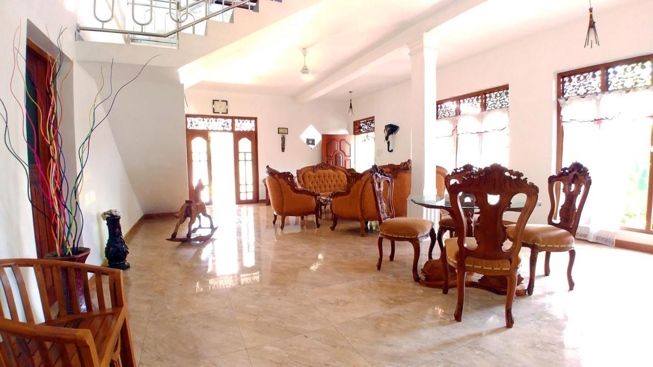 Guest House Basilea Beruwala Buitenkant foto